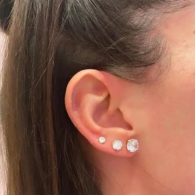 hypoallergic ear studs